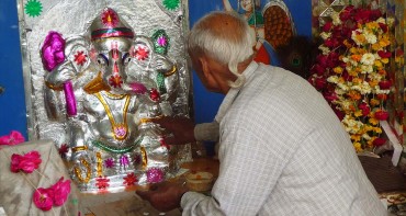 Chandi ka warq