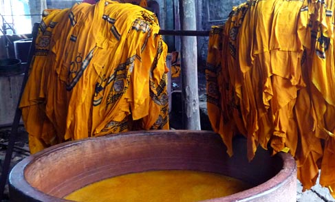 Bhairavgarh Batik Dyeing