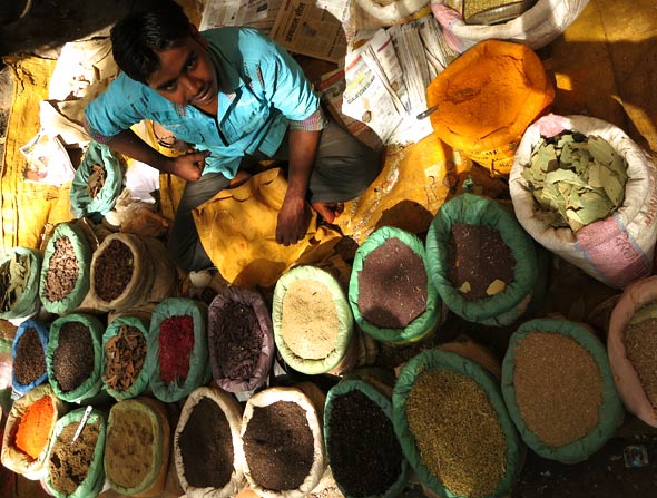 Spice-hills-have-been-laid-out-on-mats