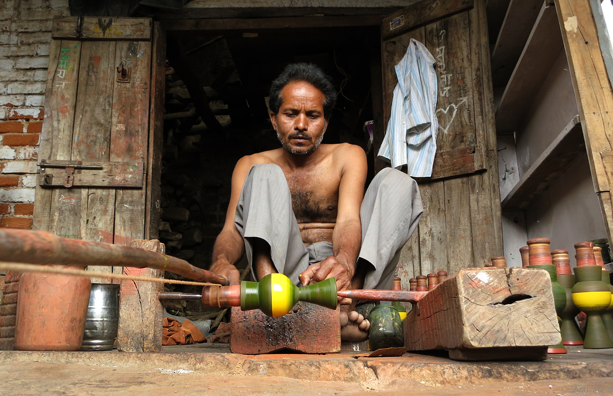 On the Wood of Many Hues ~ Wood lacquer craft sheopur