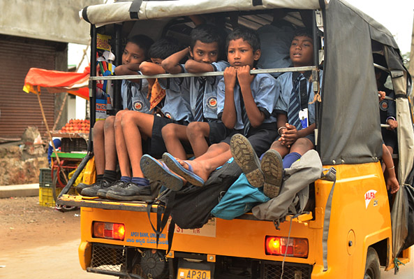 andhra-kids-going-school