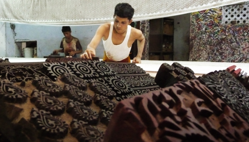 block-printing-ahmedabad-craftsman