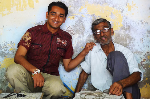 kutch-silver-craftsman1