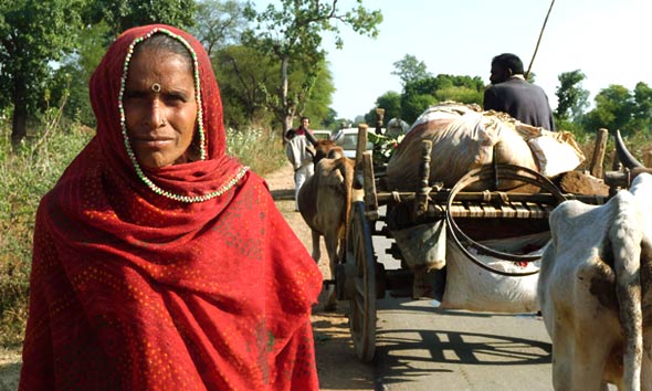 Lohar-family-traveling