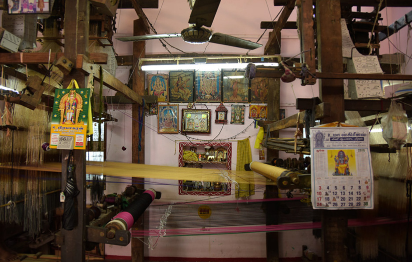 Pattunulkarar – The Silk Weaver