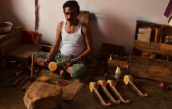 Bobli Veena Artisan