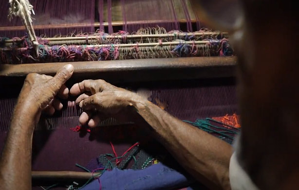 Dhalapathara weaving process