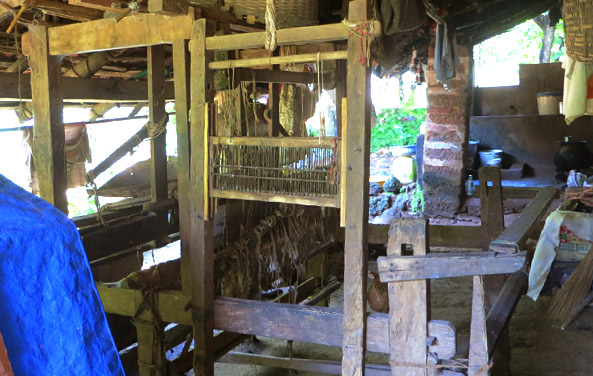 kunbi-weaving-loom